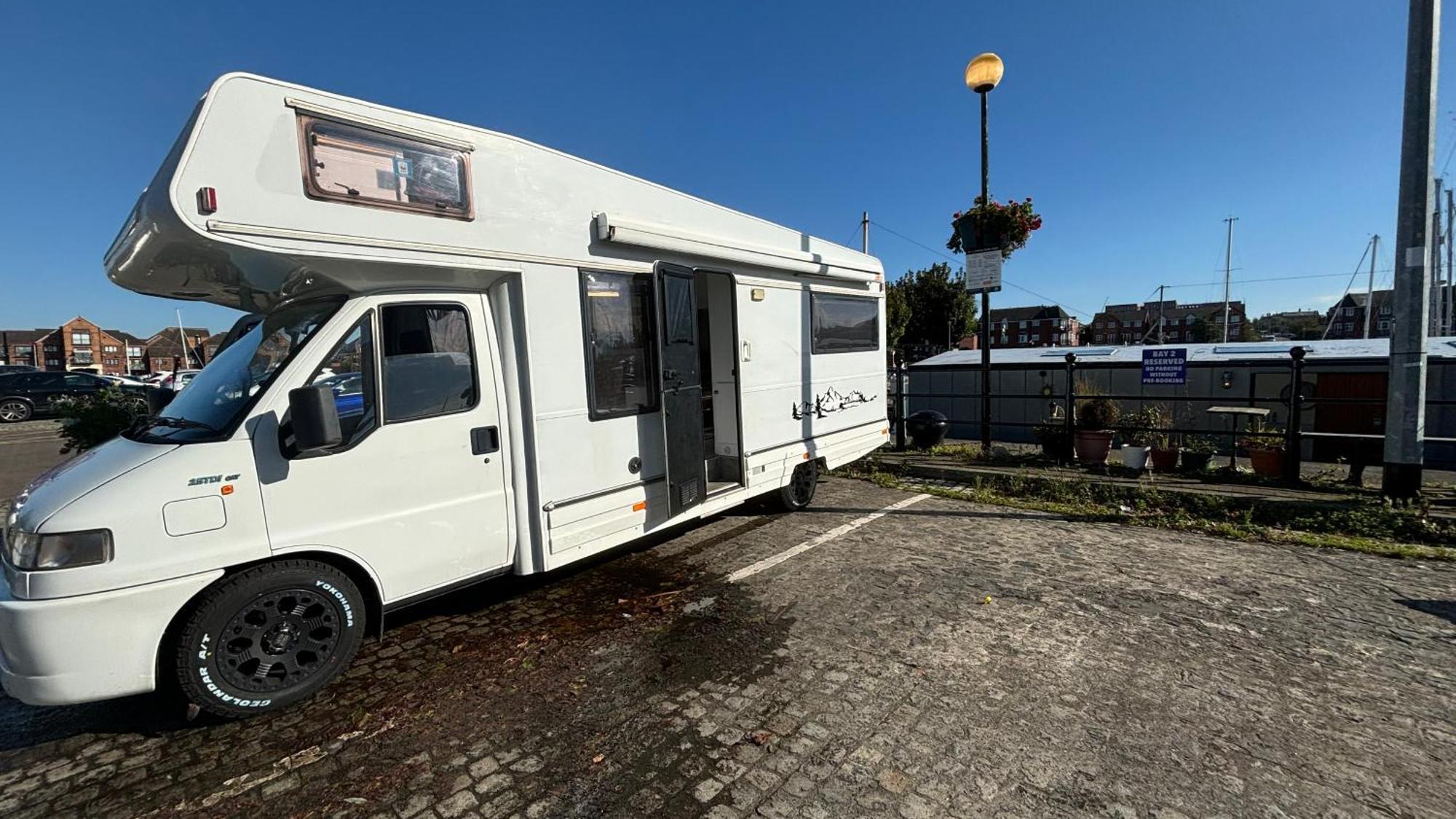 Hotel Cool Wheels On The Waterfront Liverpool Zewnętrze zdjęcie